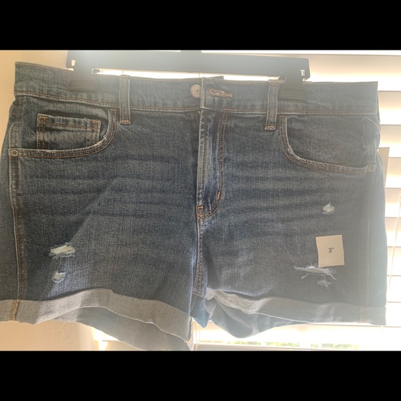 Shorts - Picture 6 of 6